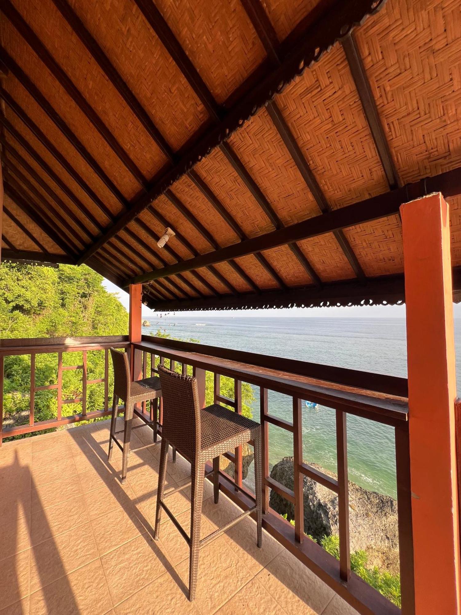 Ari Homestay Uluwatu Exterior photo